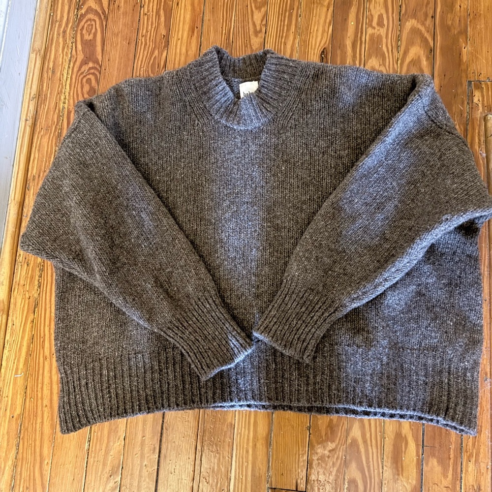 Babaa Women's oak colored mock neck Sweater